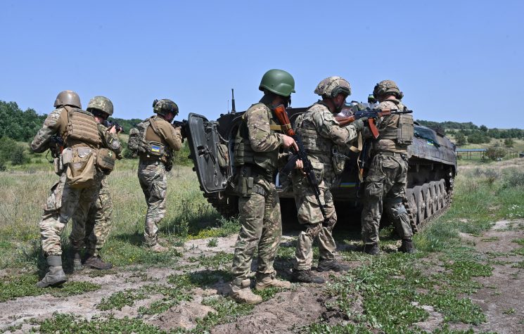 A full-scale war with Russia looms in Eastern Europe: Romania used as the war gate